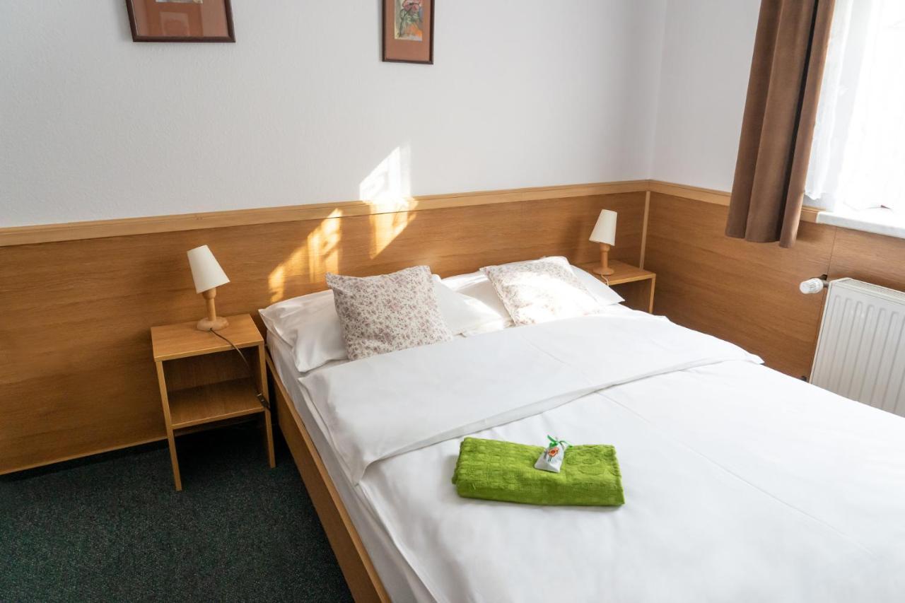 Hotel Beskid Белско-Бяла Екстериор снимка