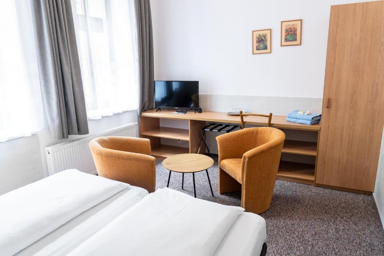 Hotel Beskid Белско-Бяла Екстериор снимка