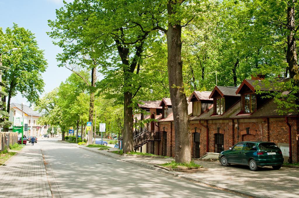 Hotel Beskid Белско-Бяла Екстериор снимка